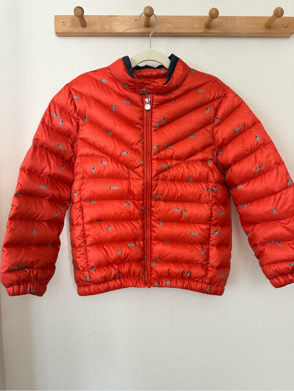Momonittu Kids Lightweight Puffer Jacket in Rust and Dog Patterns- Size 6/7